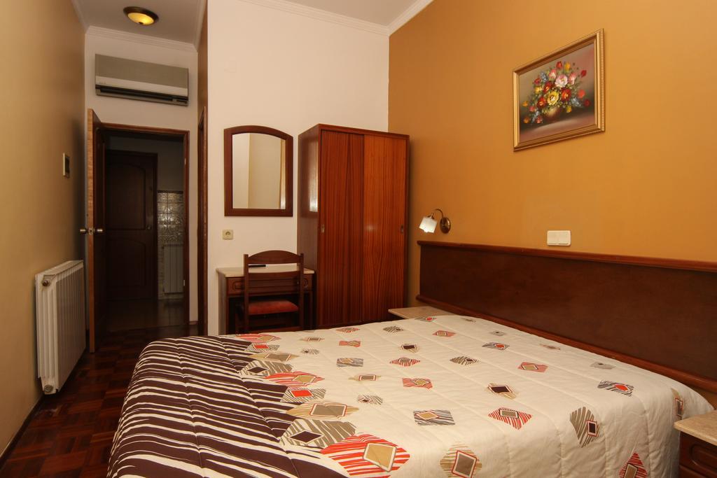 Hotel Leiriense Лейрия Экстерьер фото